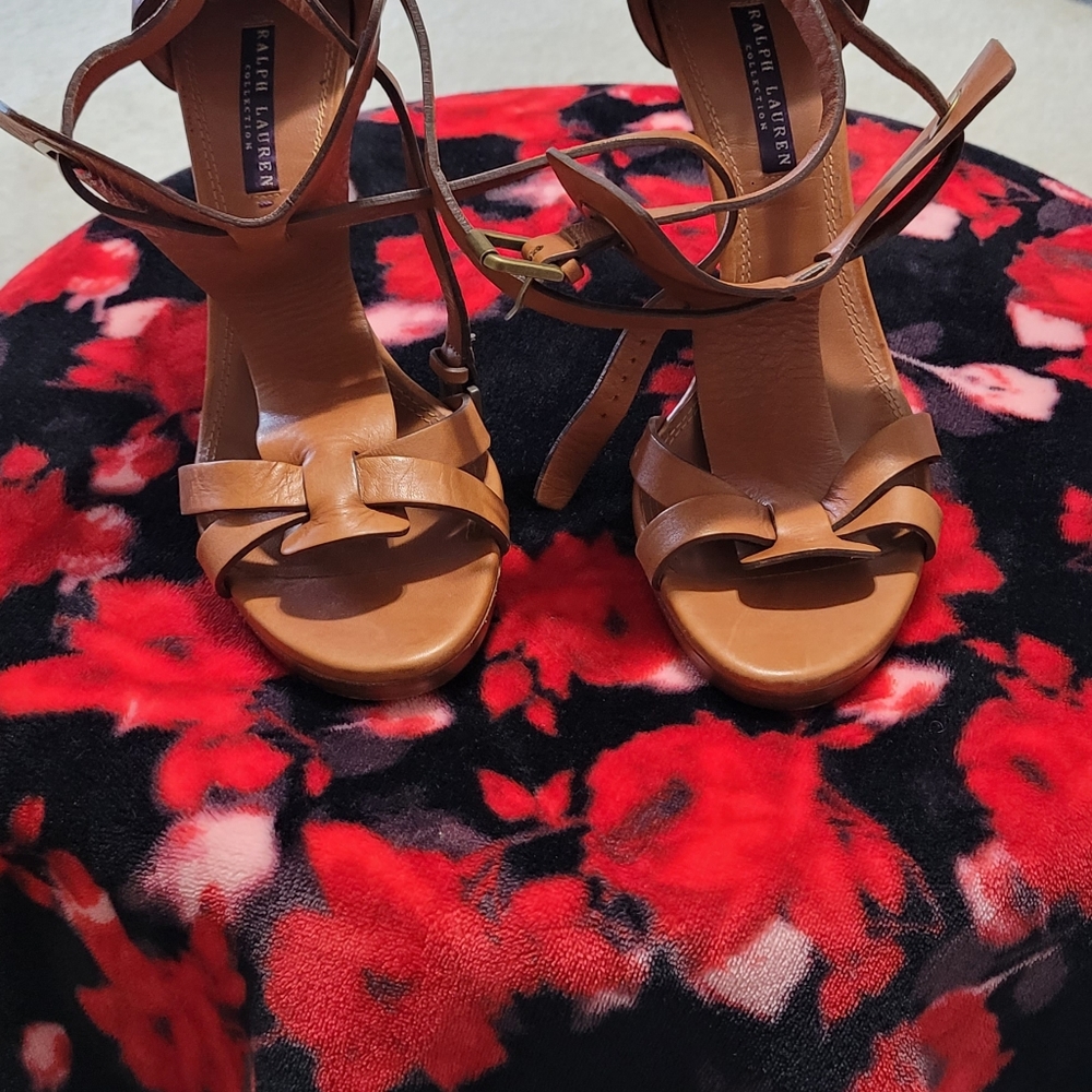 Shoes - Picture 3 of 4